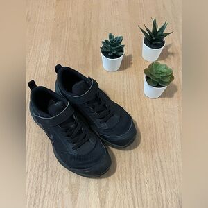 Nike Kids Downshifter Velcro Runners